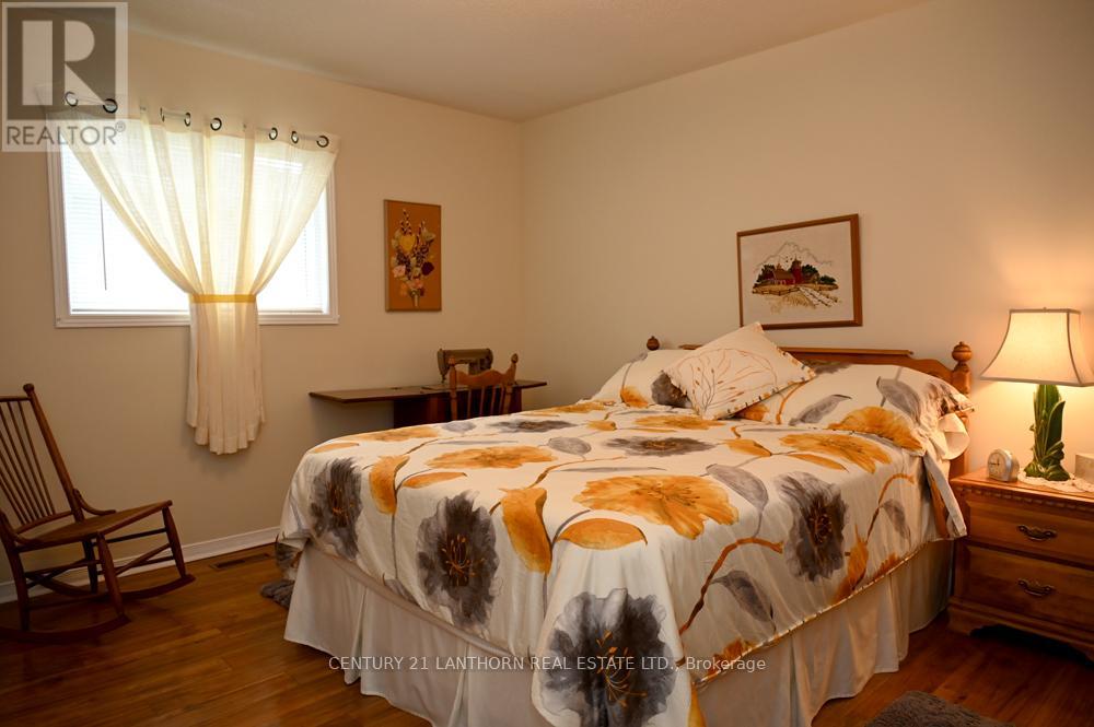 18 Cretney Drive S, Prince Edward County, Ontario  K0K 3L0 - Photo 21 - X12173866