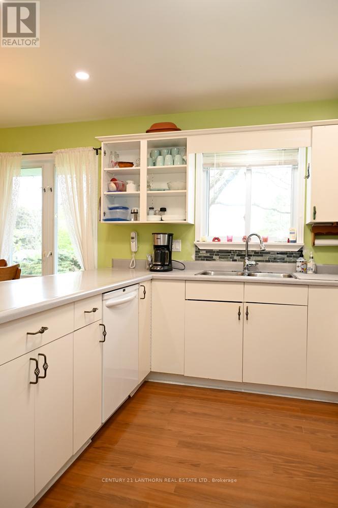 18 Cretney Drive S, Prince Edward County, Ontario  K0K 3L0 - Photo 39 - X12173866