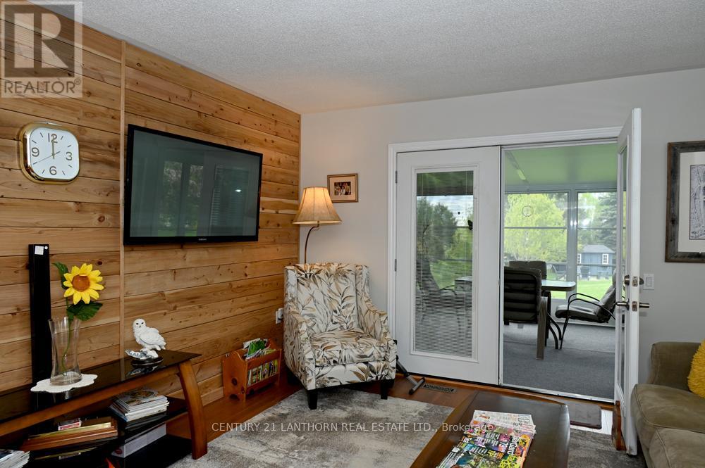 18 Cretney Drive S, Prince Edward County, Ontario  K0K 3L0 - Photo 32 - X12173866