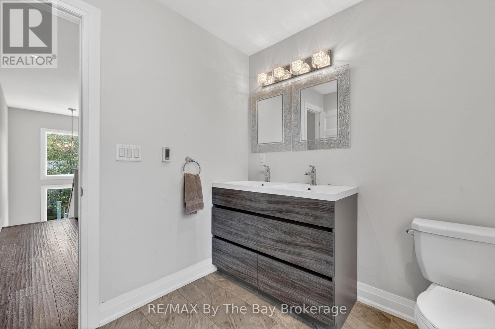 17 Elizabeth Avenue, Tiny, Ontario  L0L 1P1 - Photo 23 - S13168186