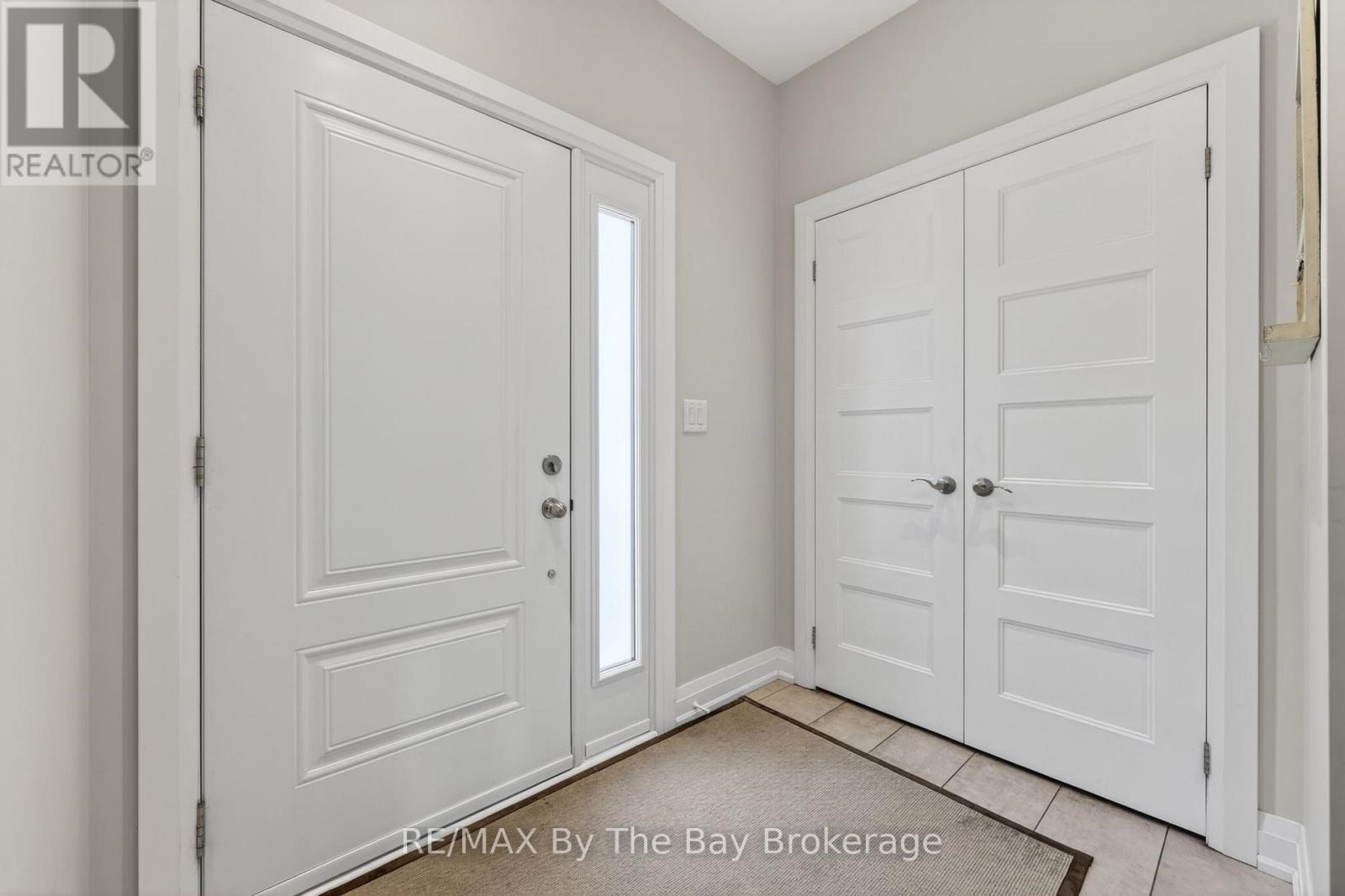 17 Elizabeth Avenue, Tiny, Ontario  L0L 1P1 - Photo 35 - S13168186