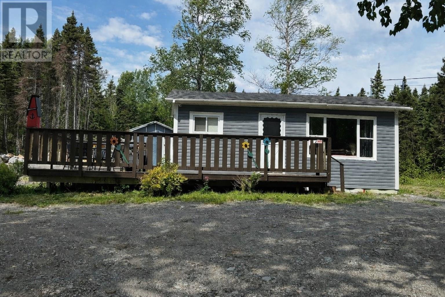 74 Crooked Lake Road, Badger, Newfoundland & Labrador   - Photo 11 - 1294714