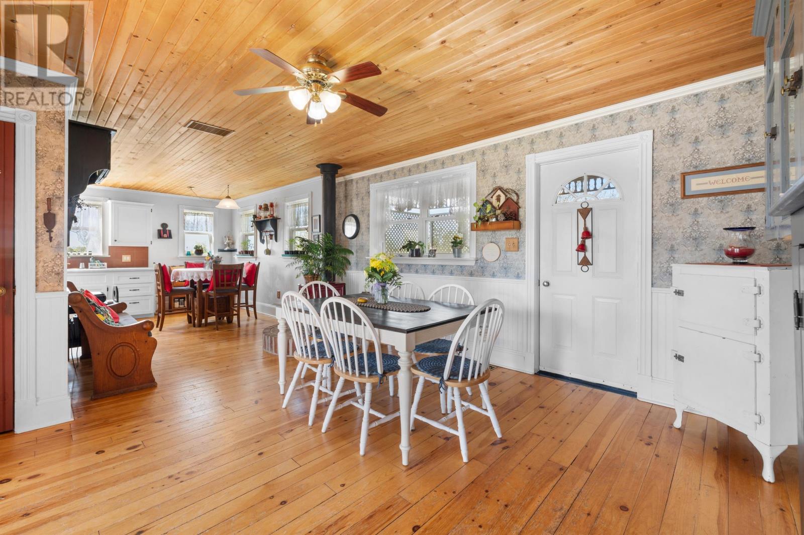 753 Long River Road, Long River, Prince Edward Island  C0B 1M0 - Photo 12 - 202611953
