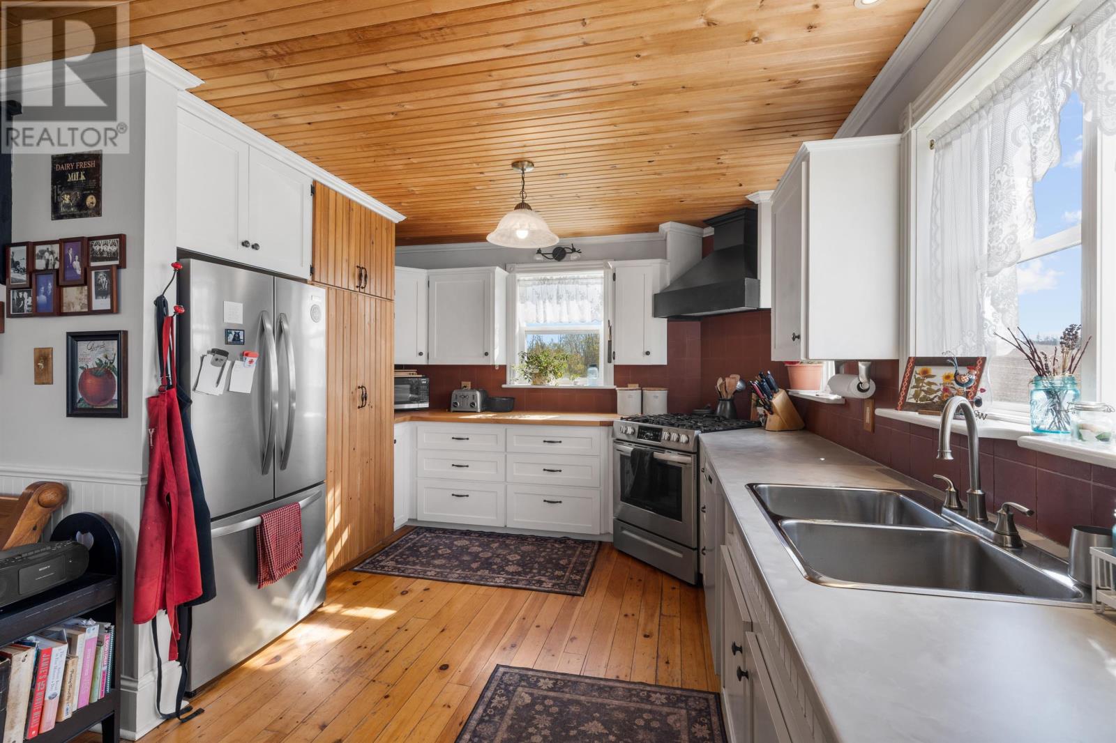 753 Long River Road, Long River, Prince Edward Island  C0B 1M0 - Photo 8 - 202611953