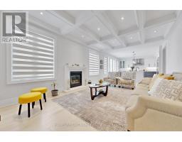 158 WALTER ENGLISH DRIVE, East Gwillimbury, Ontario