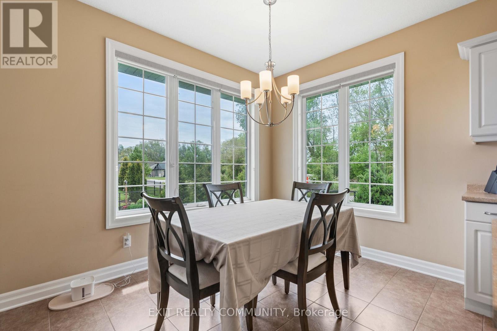 598 Bennett Crescent, Strathroy-Caradoc, Ontario  N0L 1W0 - Photo 8 - X13168134