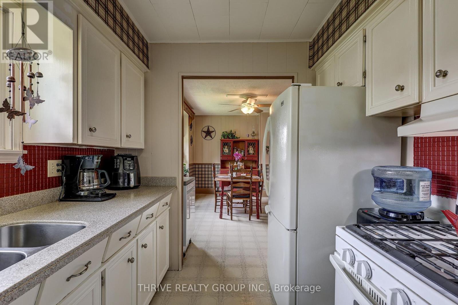 8582 Glendon Drive, Strathroy-Caradoc, Ontario  N0L 1W0 - Photo 20 - X13168142
