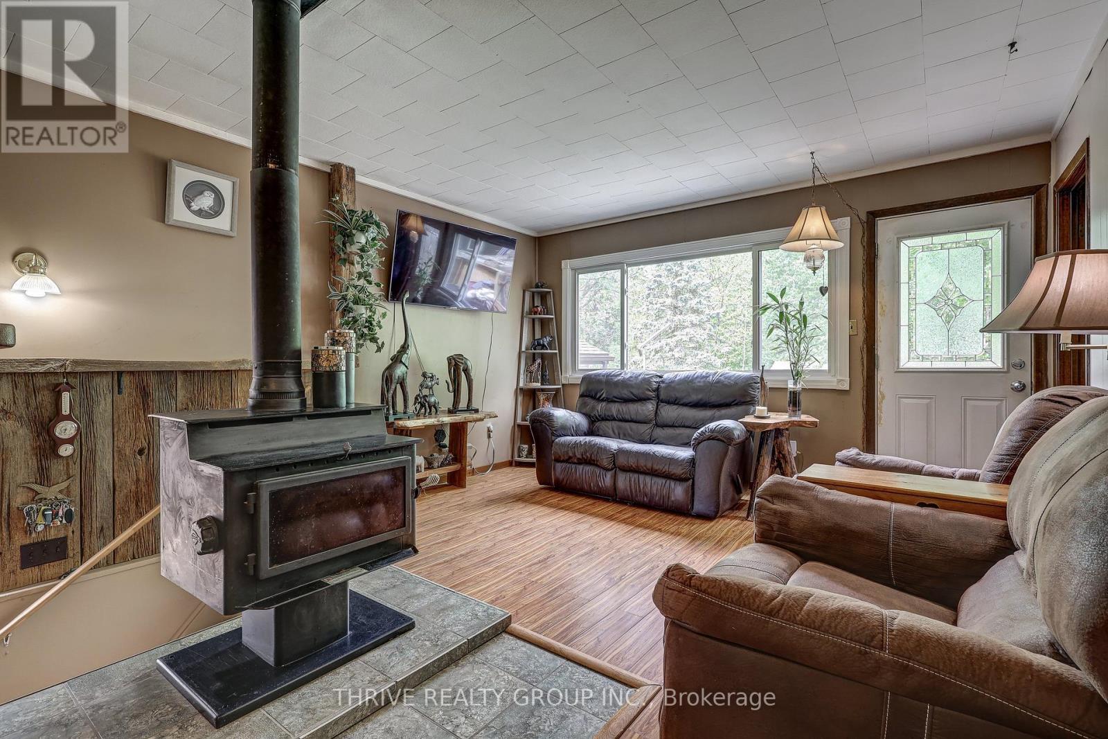 8582 Glendon Drive, Strathroy-Caradoc, Ontario  N0L 1W0 - Photo 25 - X13168142