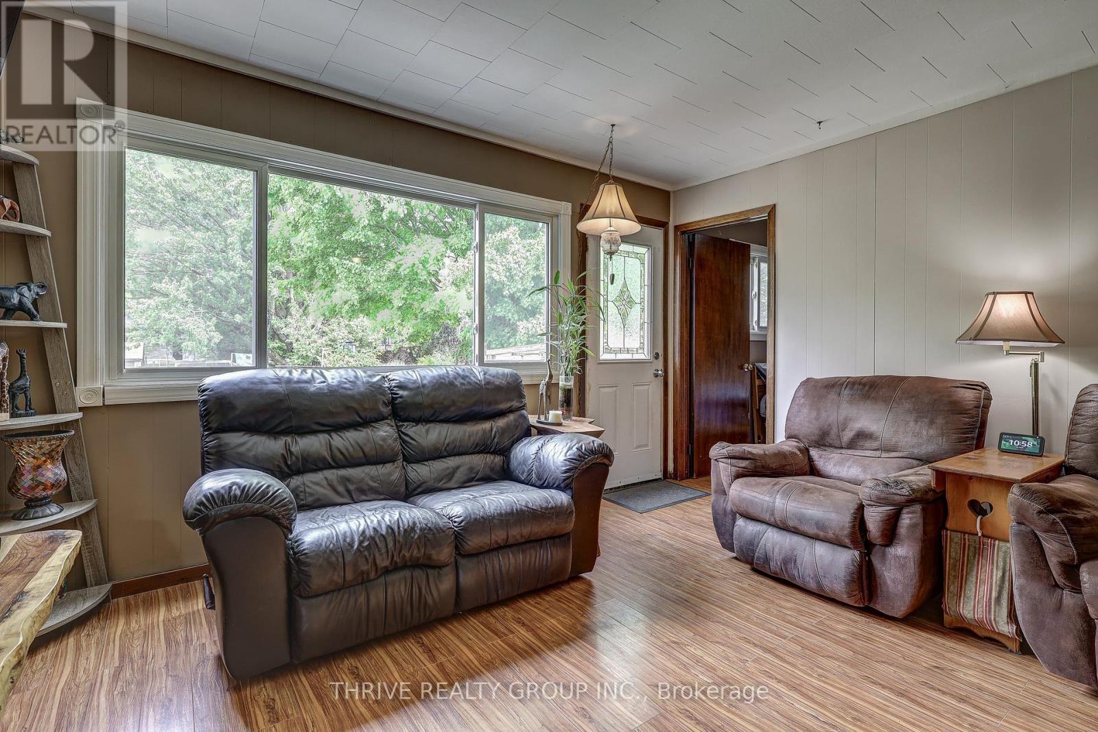 8582 Glendon Drive, Strathroy-Caradoc, Ontario  N0L 1W0 - Photo 28 - X13168142