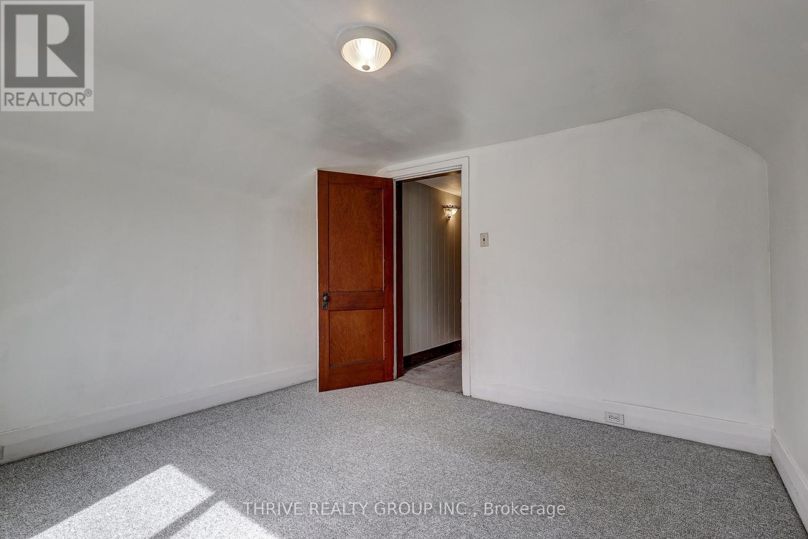 8582 Glendon Drive, Strathroy-Caradoc, Ontario  N0L 1W0 - Photo 33 - X13168142