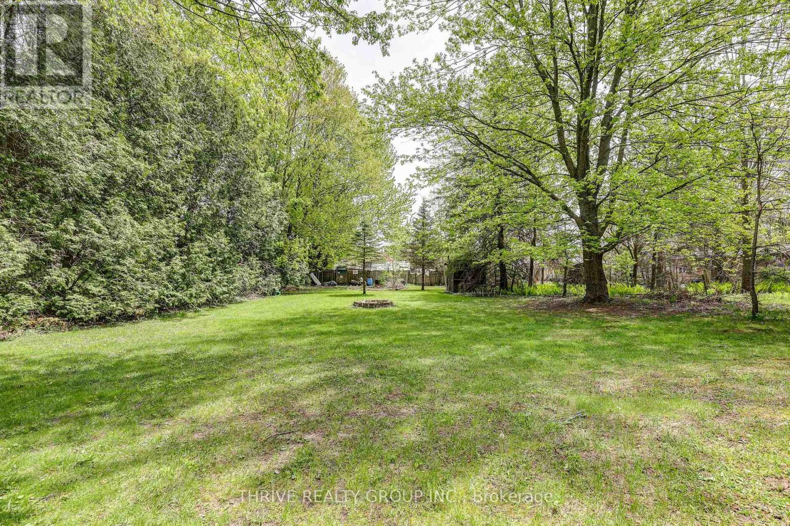 8582 Glendon Drive, Strathroy-Caradoc, Ontario  N0L 1W0 - Photo 39 - X13168142