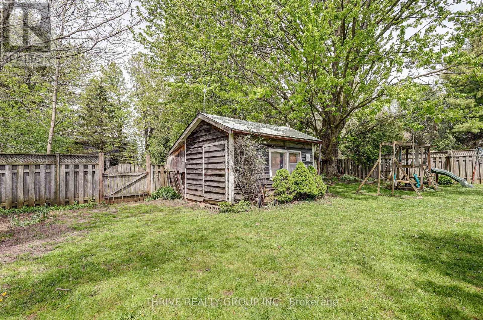 8582 Glendon Drive, Strathroy-Caradoc, Ontario  N0L 1W0 - Photo 43 - X13168142