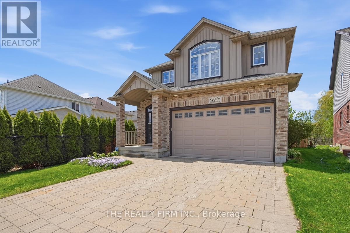 2019 Springridge Drive, London North, Ontario  N5X 0H1 - Photo 6 - X13168156