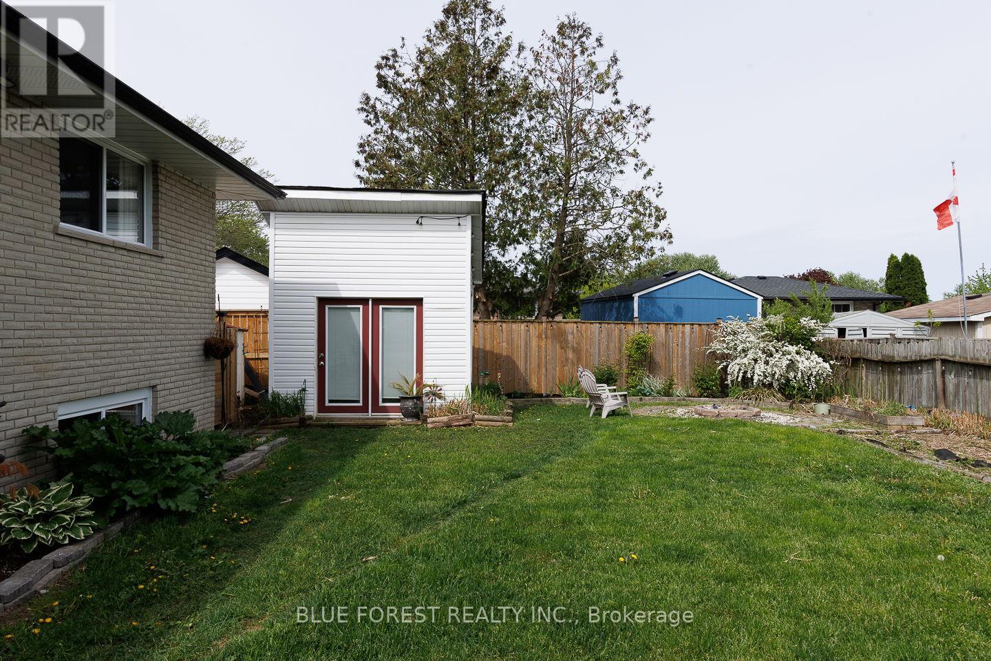 2 Surrey Crescent, London South, Ontario  N6E 1T6 - Photo 30 - X13168162