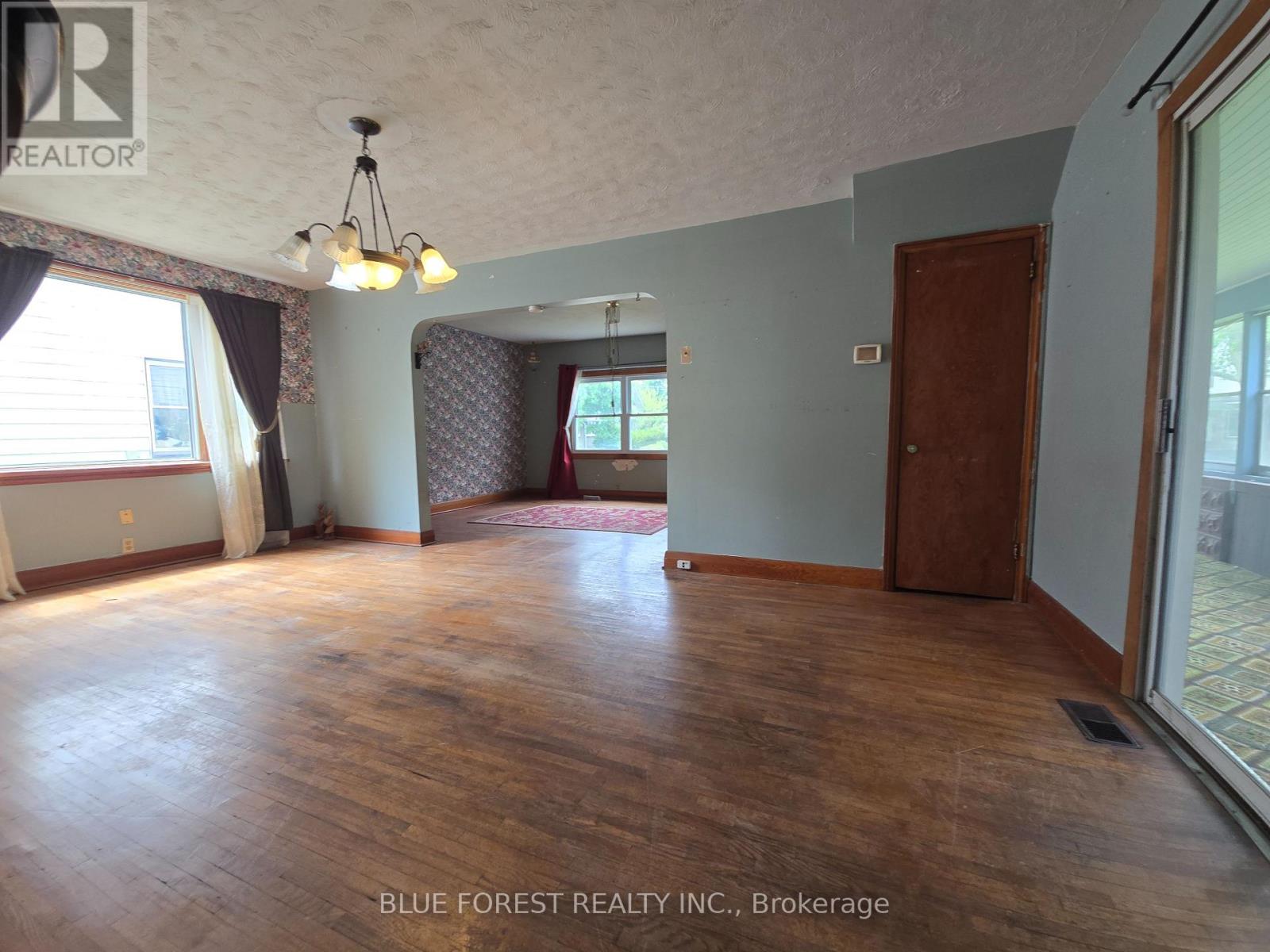 185 Furnival Road, West Elgin, Ontario  N0L 2C0 - Photo 17 - X13168170