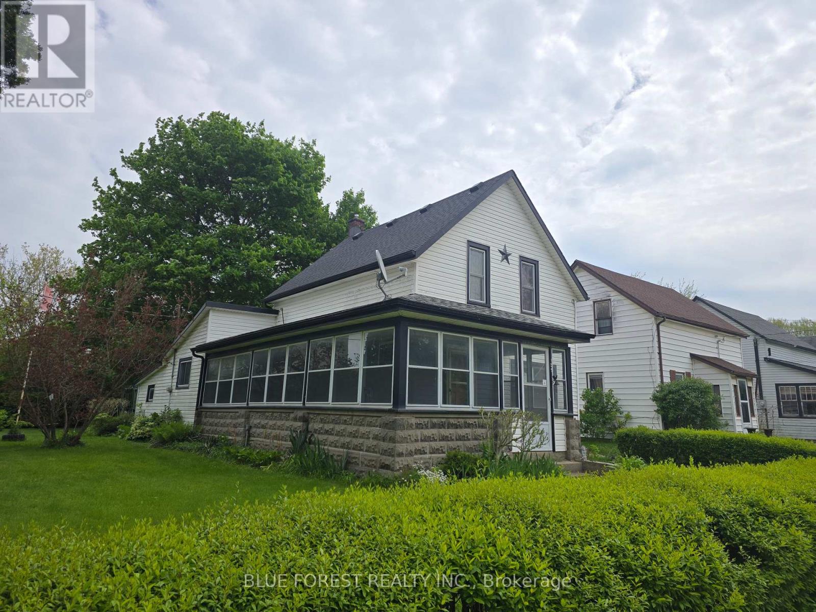 185 Furnival Road, West Elgin, Ontario  N0L 2C0 - Photo 2 - X13168170