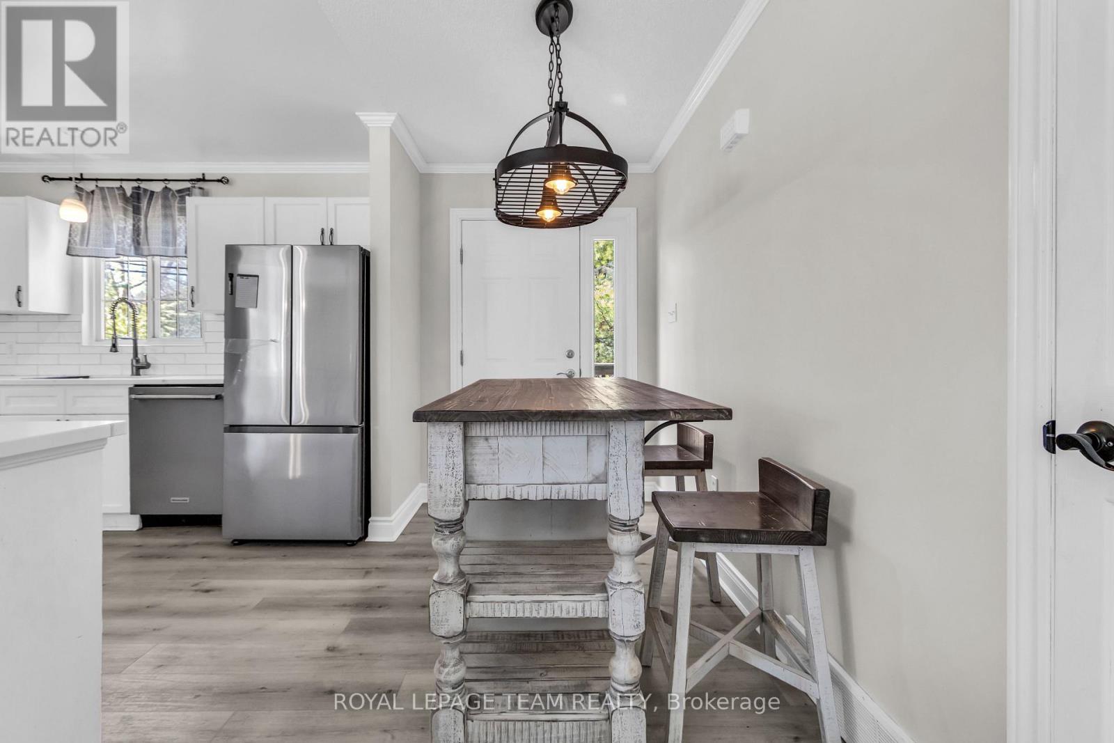 7706 Alfred Street, Lambton Shores, Ontario  N0M 2L0 - Photo 19 - X13168118