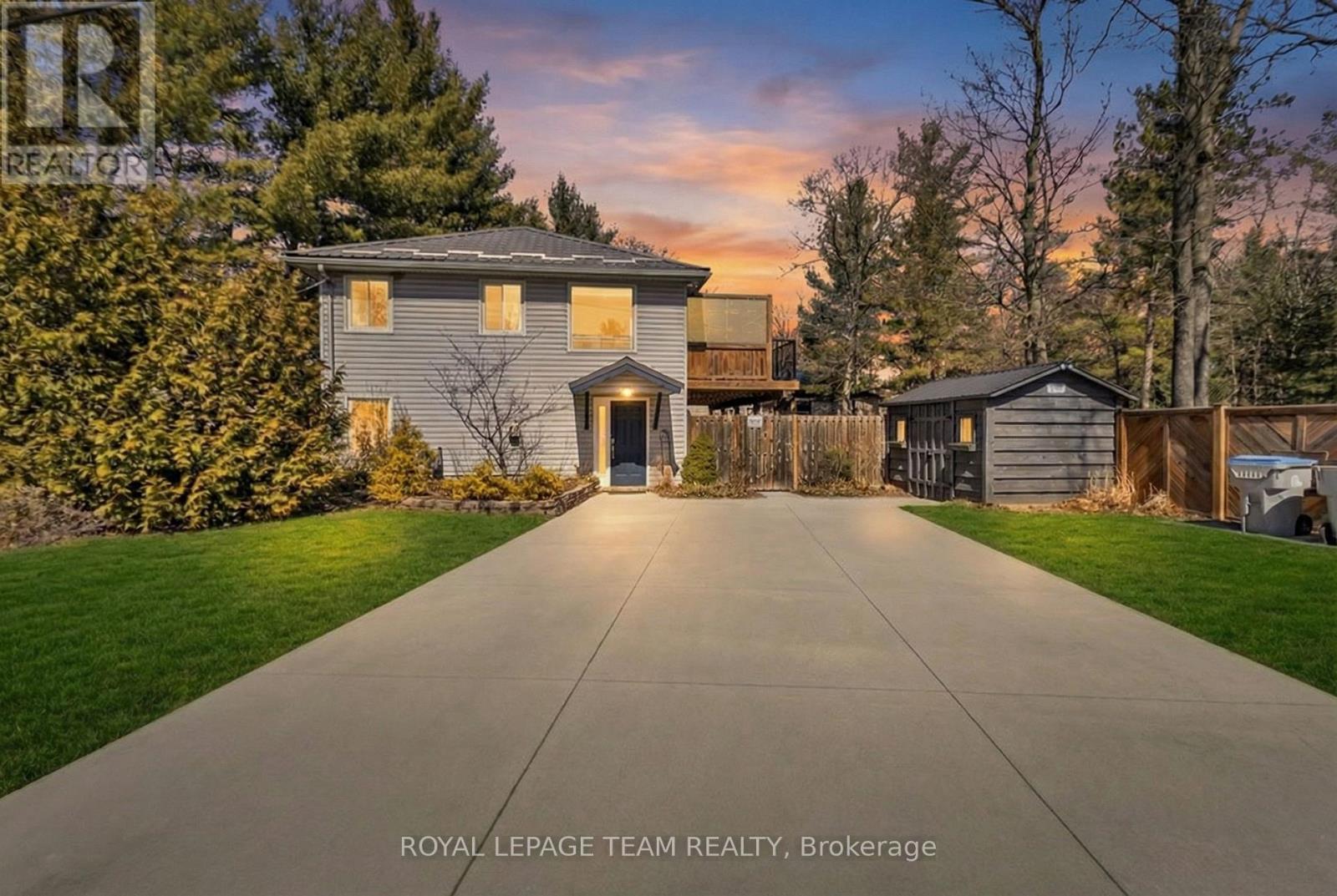 7706 Alfred Street, Lambton Shores, Ontario  N0M 2L0 - Photo 3 - X13168118