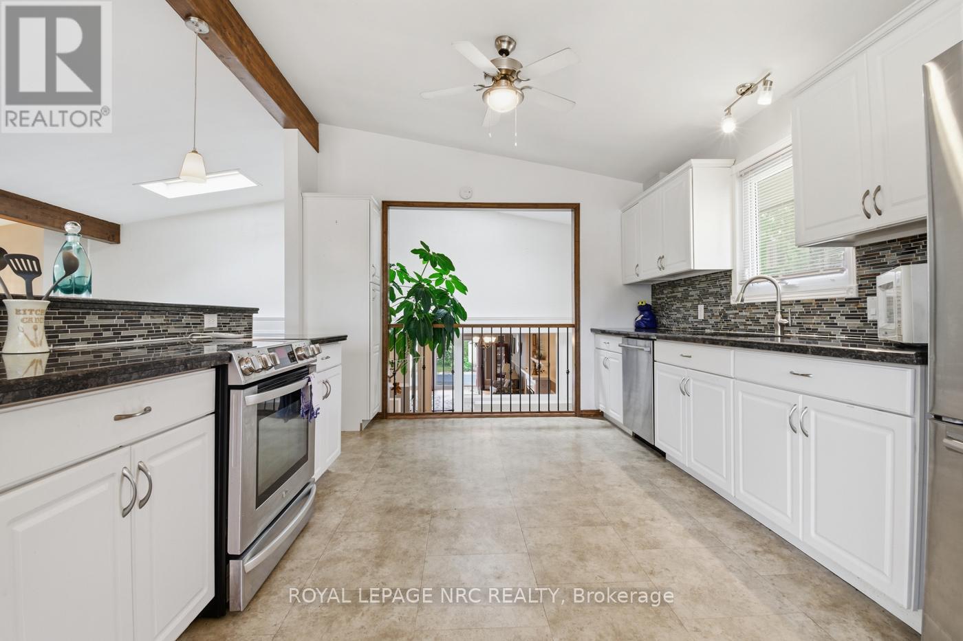 23 Chantler Road, Welland, Ontario  L3C 4M6 - Photo 20 - X13168188