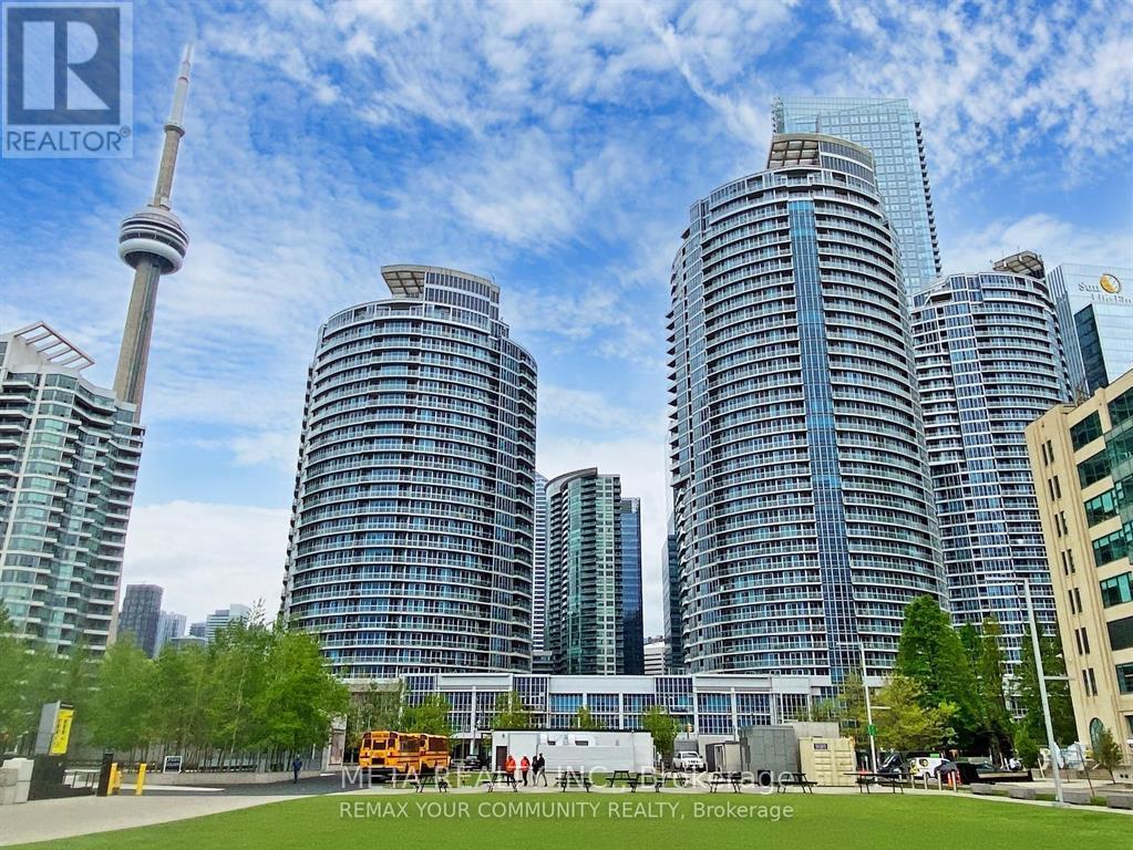 803 - 208 Queens Quay W, Toronto, Ontario  M5J 2Y5 - Photo 2 - C13168102