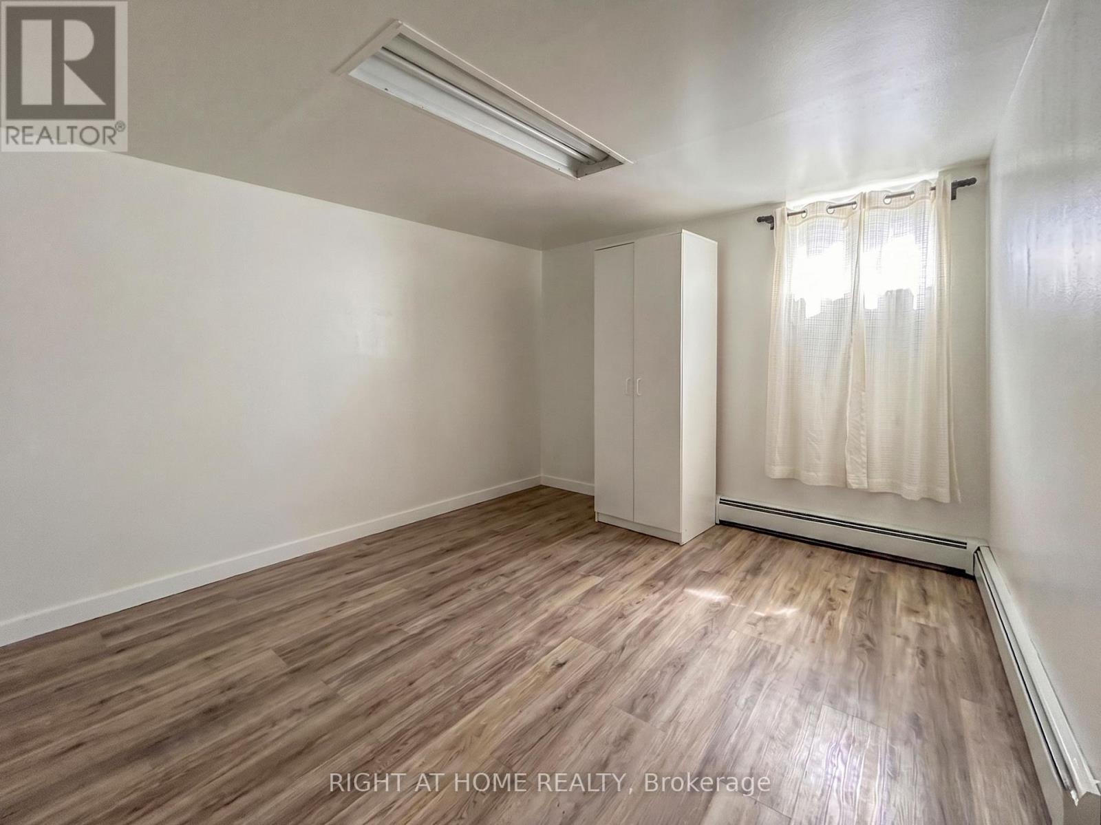 Lower - 159 Mintwood Drive, Toronto, Ontario  M2M 3A6 - Photo 6 - C13168124
