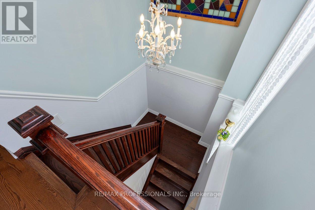 202 St Helen's Avenue, Toronto, Ontario  M6H 4A1 - Photo 26 - C13168172