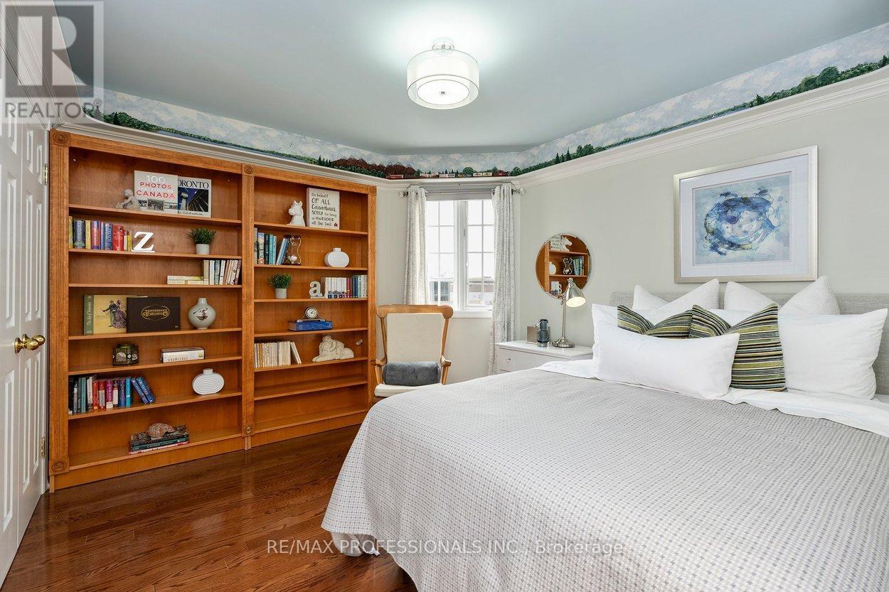 202 St Helen's Avenue, Toronto, Ontario  M6H 4A1 - Photo 28 - C13168172