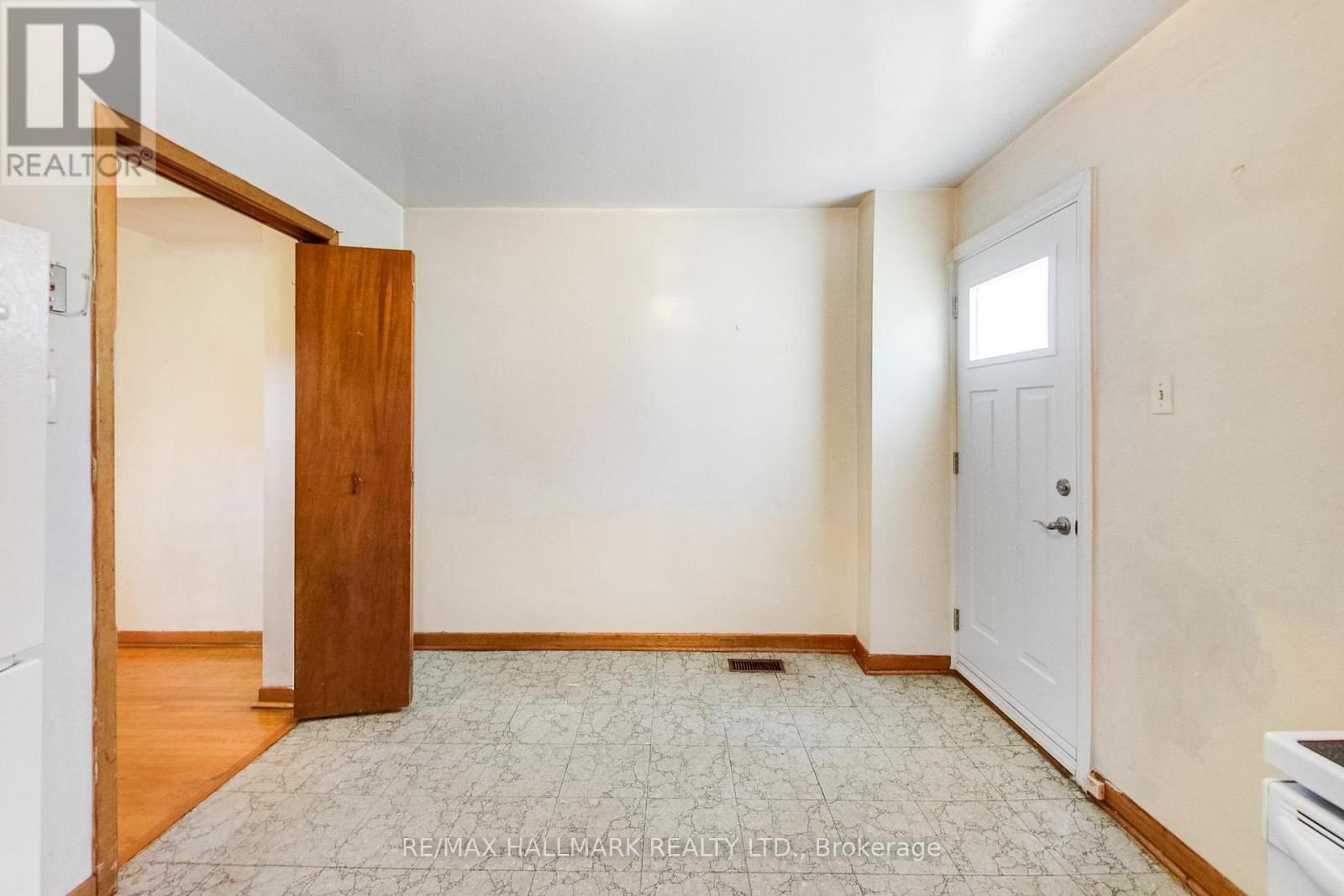 76 Main Street, Toronto, Ontario  M4E 2V7 - Photo 17 - E13168114