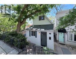 27 SYCAMORE PLACE, Toronto, Ontario