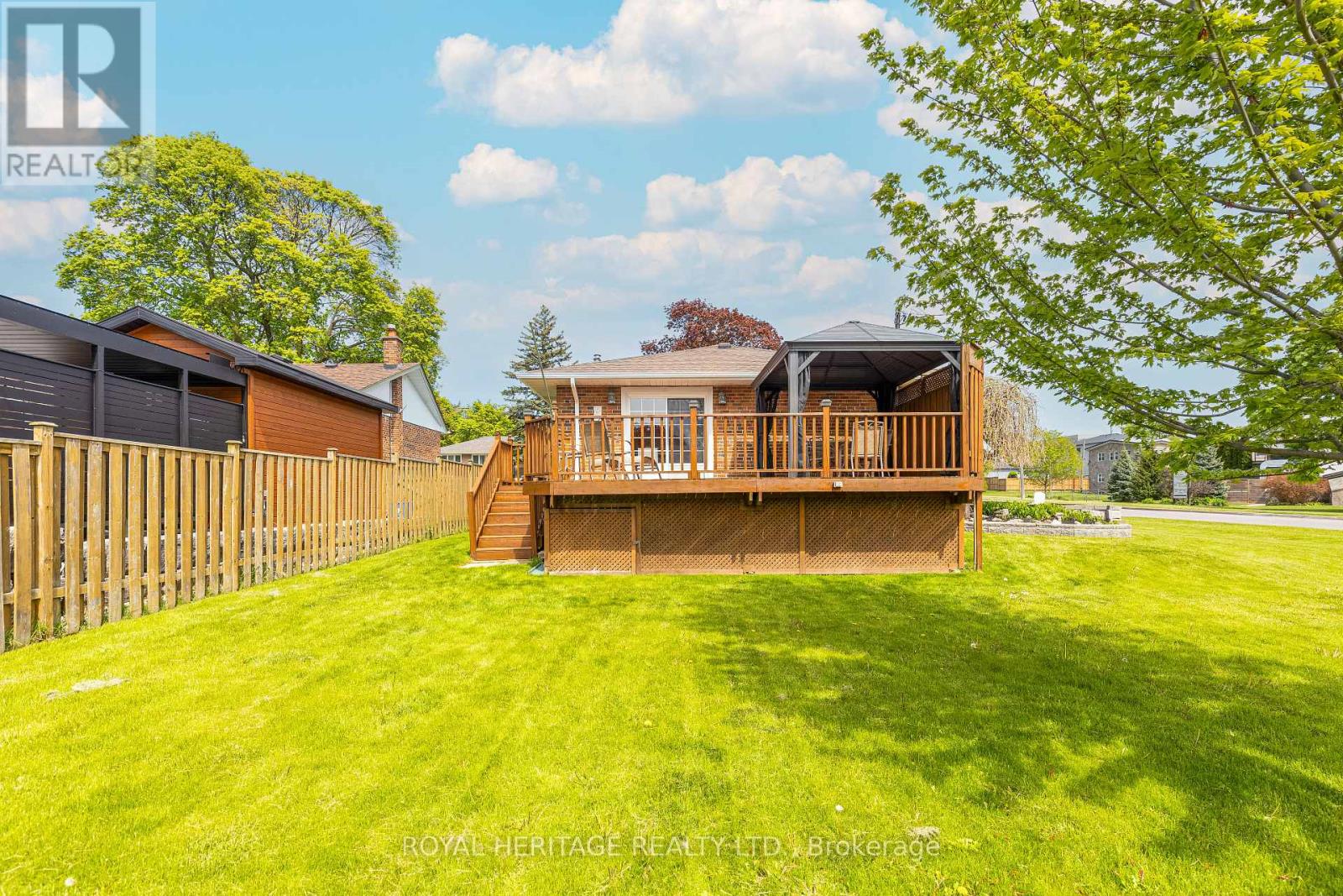 1000 Giffard Street, Whitby, Ontario  L1N 2S4 - Photo 27 - E13168158