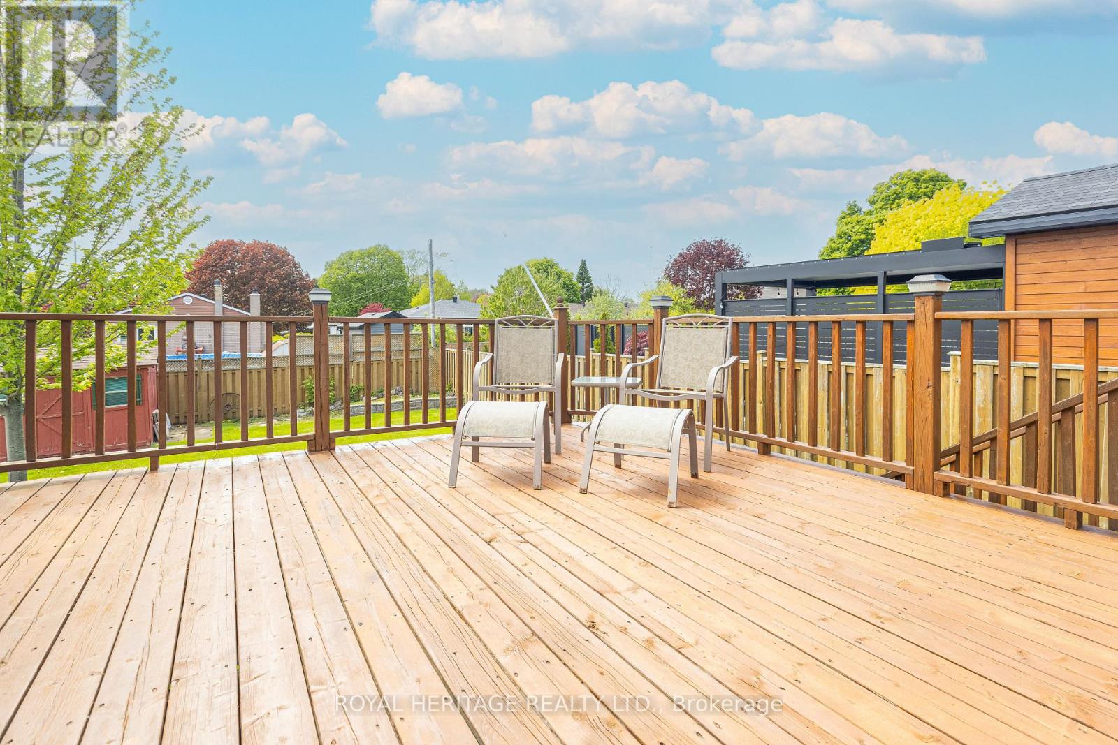 1000 Giffard Street, Whitby, Ontario  L1N 2S4 - Photo 3 - E13168158
