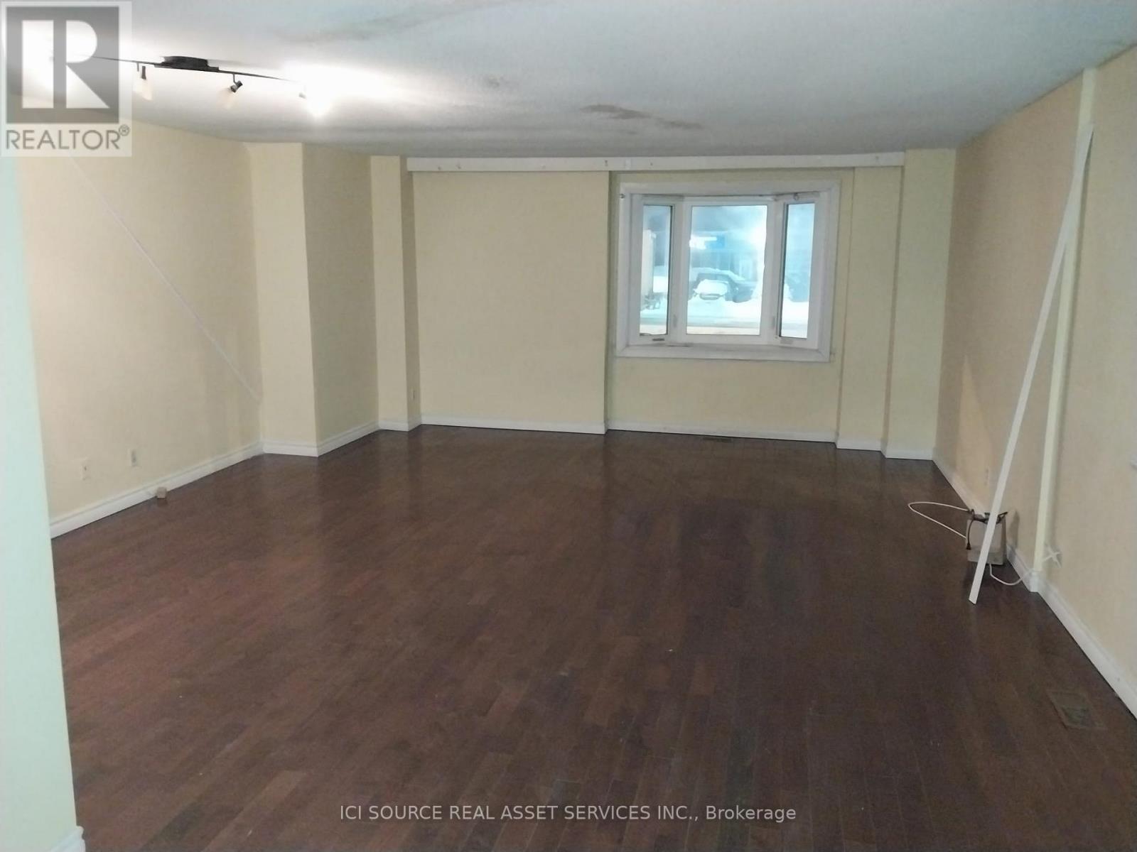 Main Fl - 2609 Kingston Road, Toronto, Ontario  M1M 1M1 - Photo 2 - E13168190