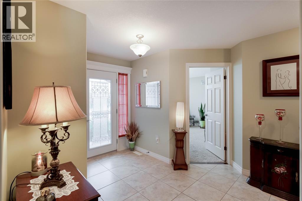 286 Redwood Court, Petrolia photo 3