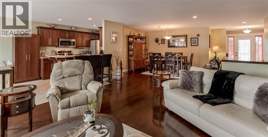286 Redwood Court, Petrolia photo 9