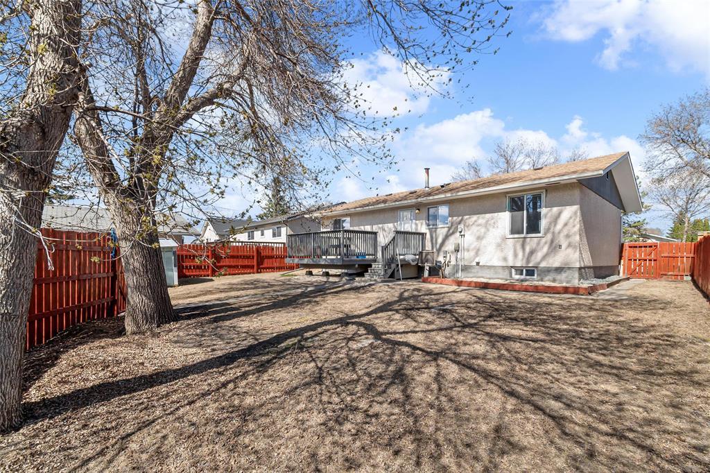 50 Martell Crescent, Winnipeg, Manitoba  R2P 0M6 - Photo 24 - 202610923