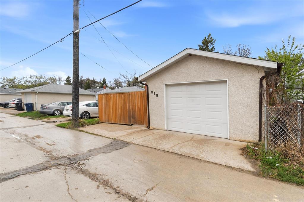 410 Melrose Avenue, Winnipeg, Manitoba  R2C 1P1 - Photo 32 - 202611605