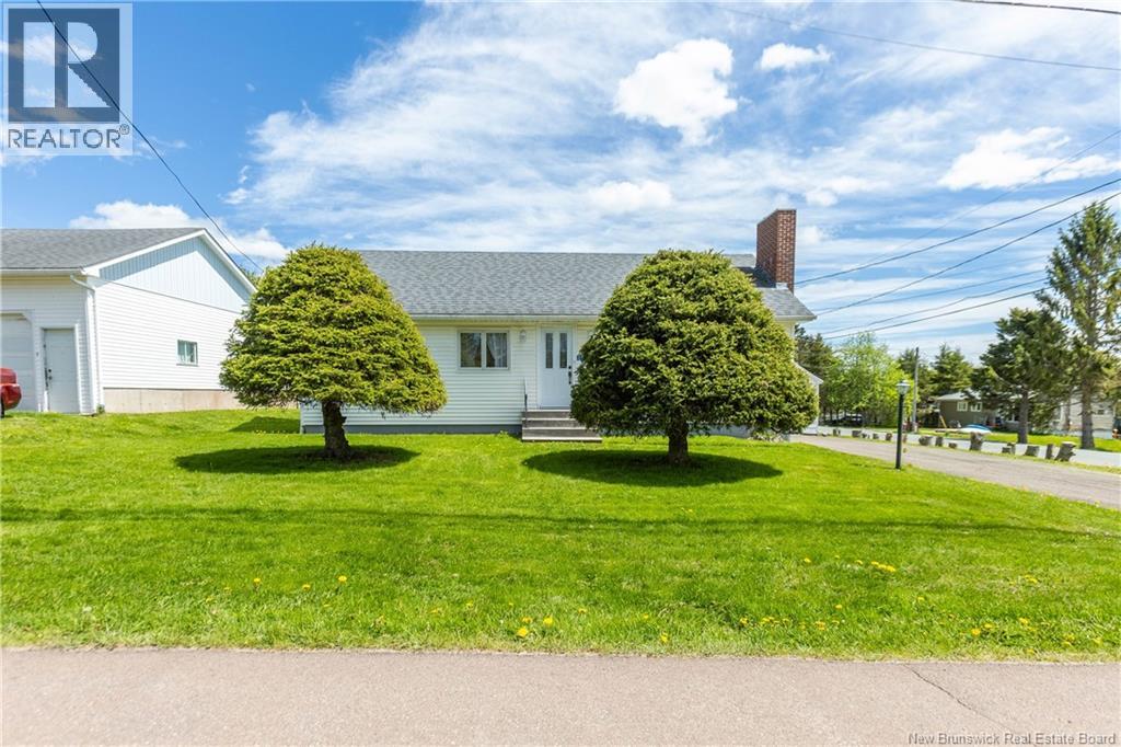 29 Kirk Street, Sackville, New Brunswick  E4L 3E5 - Photo 2 - NB140059