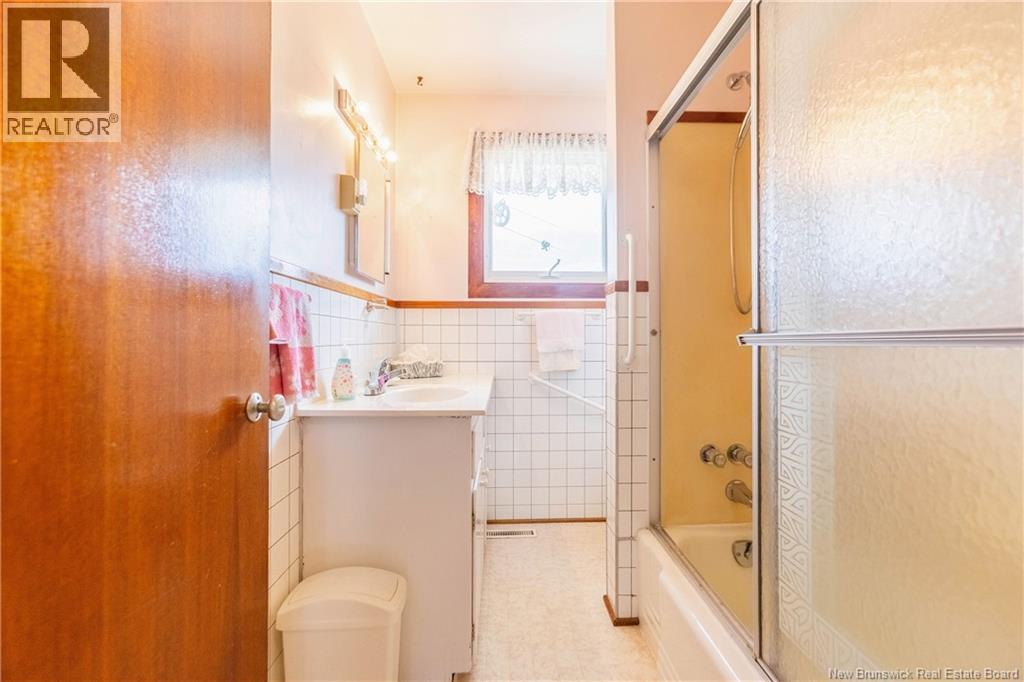 29 Kirk Street, Sackville, New Brunswick  E4L 3E5 - Photo 24 - NB140059
