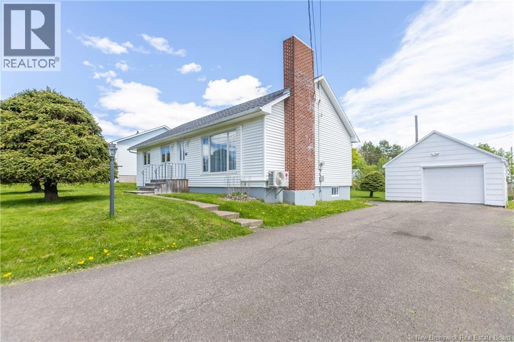 29 Kirk Street, Sackville, New Brunswick  E4L 3E5 - Photo 4 - NB140059
