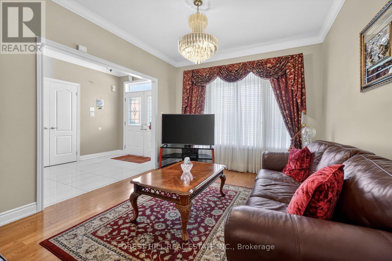 17 - 17 Amalfi Court, Vaughan, Ontario  L4L 9S2 - Photo 3 - N13168204