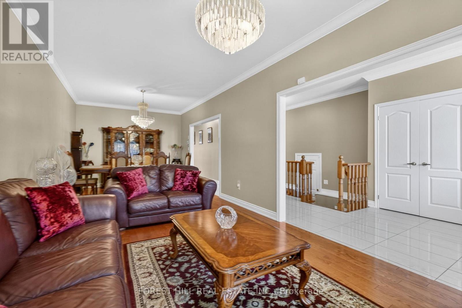 17 - 17 Amalfi Court, Vaughan, Ontario  L4L 9S2 - Photo 4 - N13168204