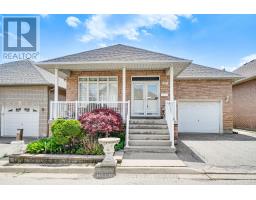 17 AMALFI COURT, Vaughan, Ontario