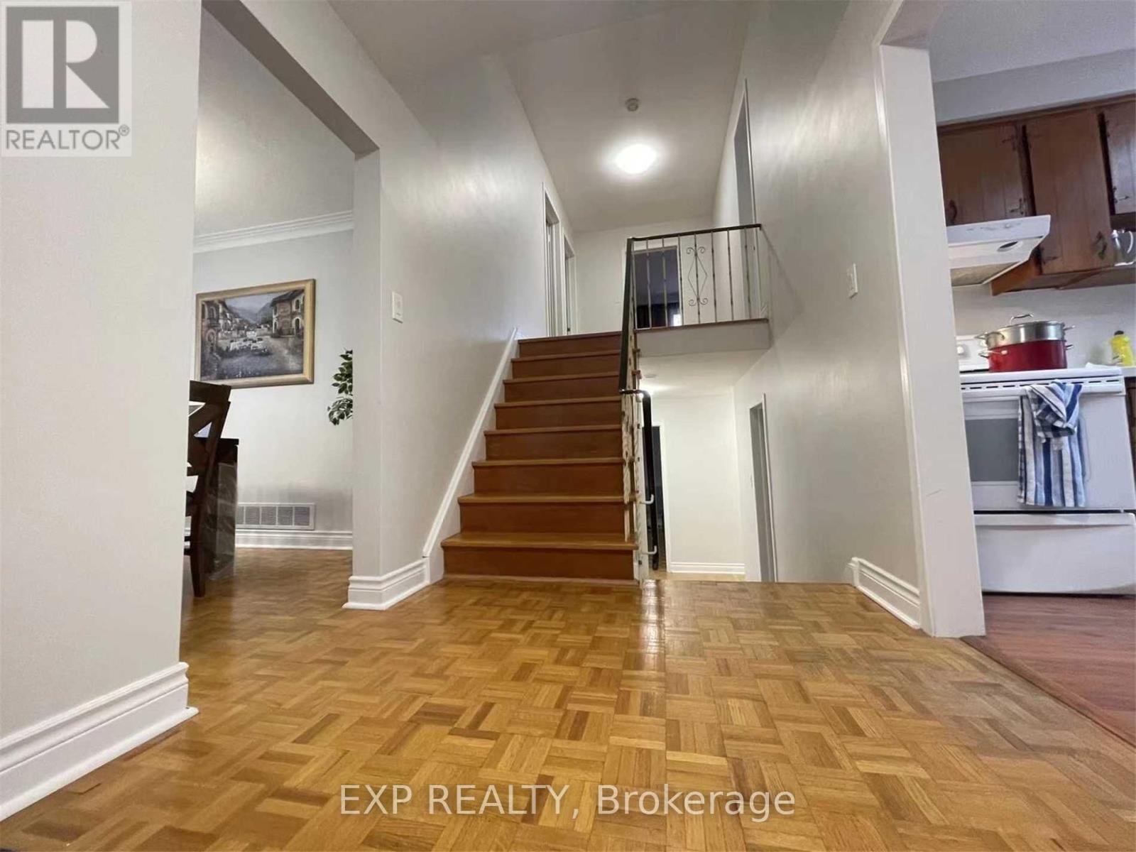 23 Markhaven Road, Markham, Ontario  L3R 1T8 - Photo 6 - N13168220