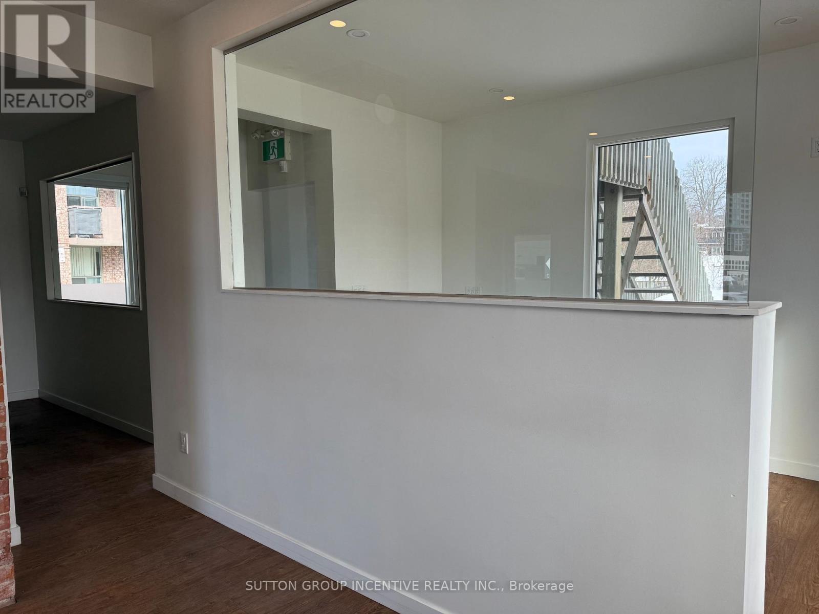 18 - 18 Worsley Street, Barrie, Ontario  L4M 1L4 - Photo 14 - S13168130