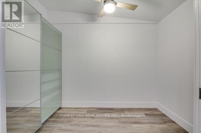 Rear Apartment - 48 Rowntree Avenue, Toronto, Ontario  M6N 1R7 - Photo 11 - W13168138
