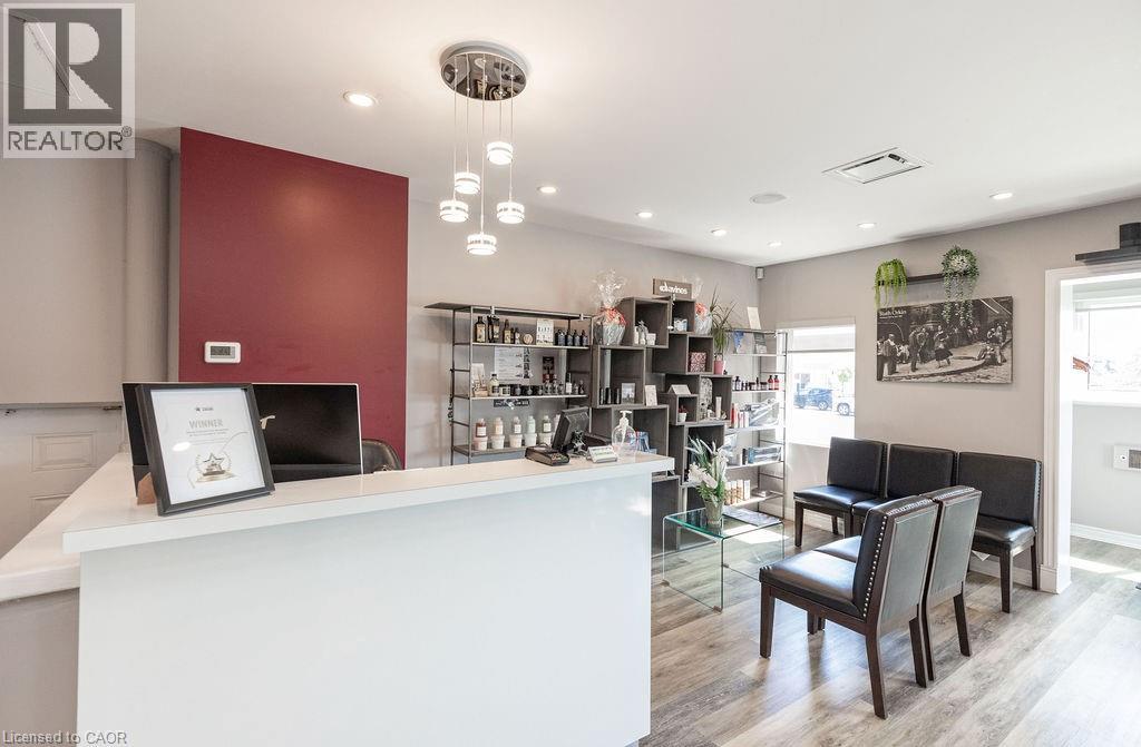 664 Upper James Street, Hamilton, Ontario L9C 2Z3 - Photo 9 - 40817240