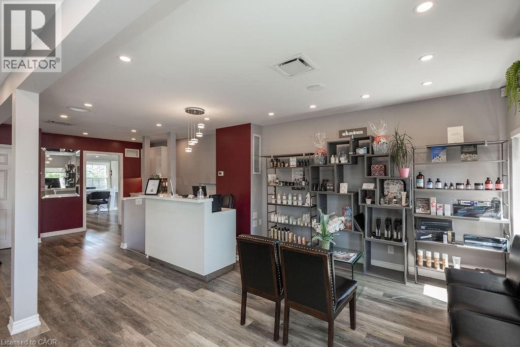 664 Upper James Street, Hamilton, Ontario L9C 2Z3 - Photo 6 - 40817240