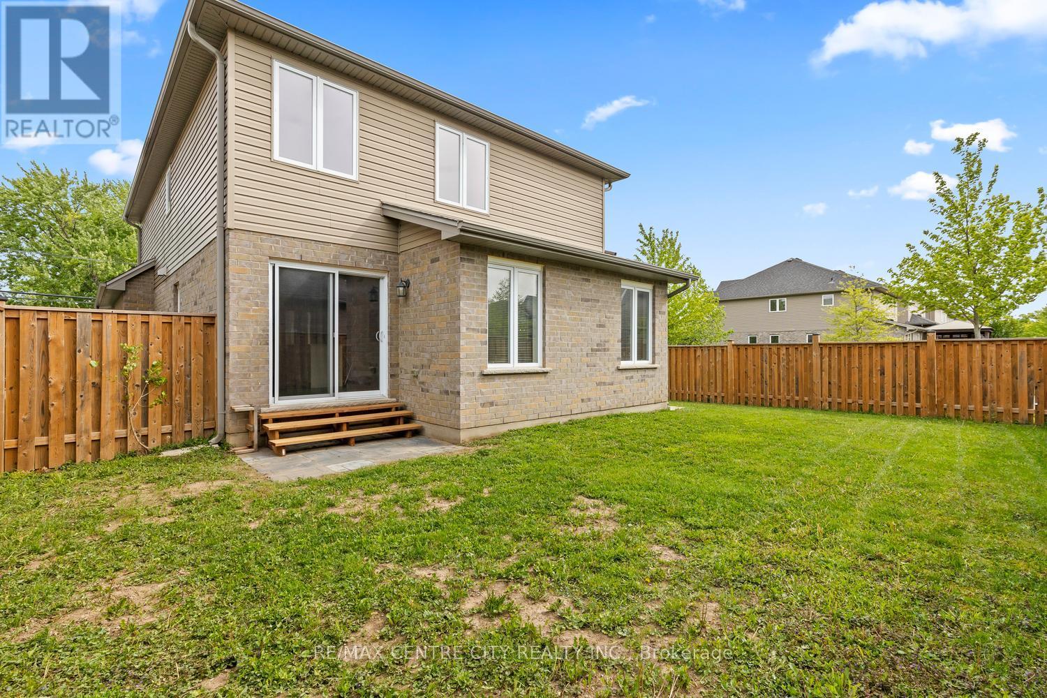 657 Tennent Avenue, London North, Ontario  N5X 0L2 - Photo 38 - X13168278