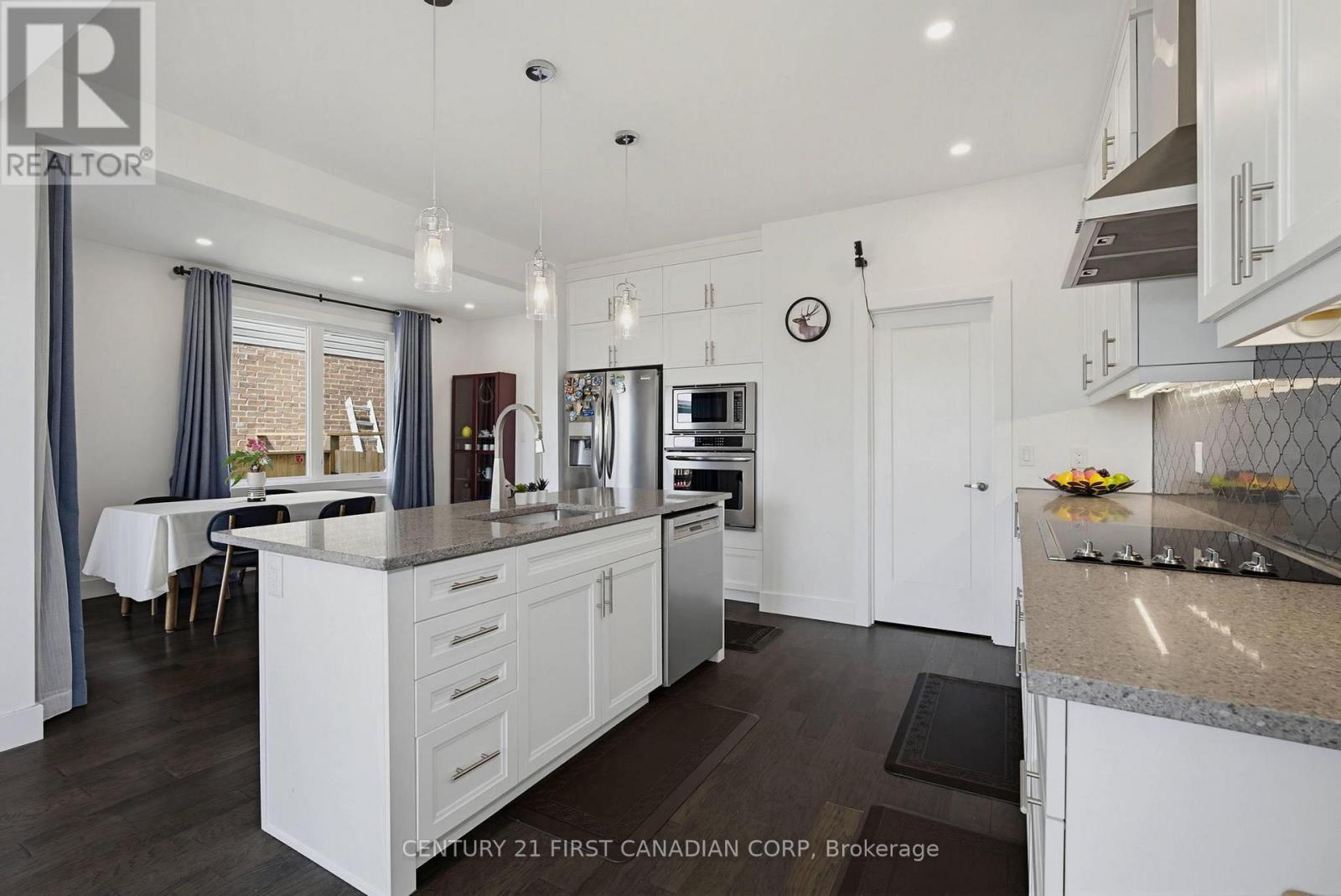 2201 Wateroak Drive, London North, Ontario  N6G 0R1 - Photo 10 - X13168292