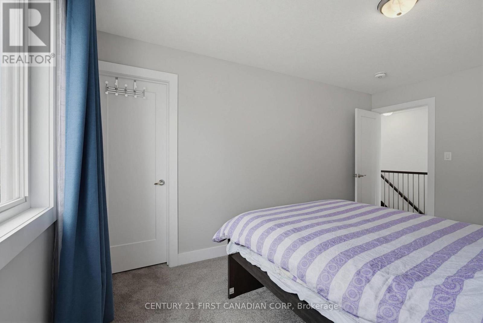 2201 Wateroak Drive, London North, Ontario  N6G 0R1 - Photo 28 - X13168292